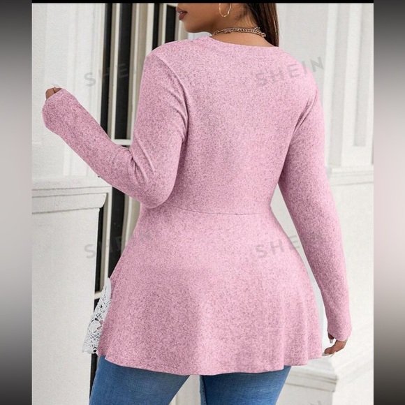 SHEIN Top with Lace Trim - Picture 2 of 3